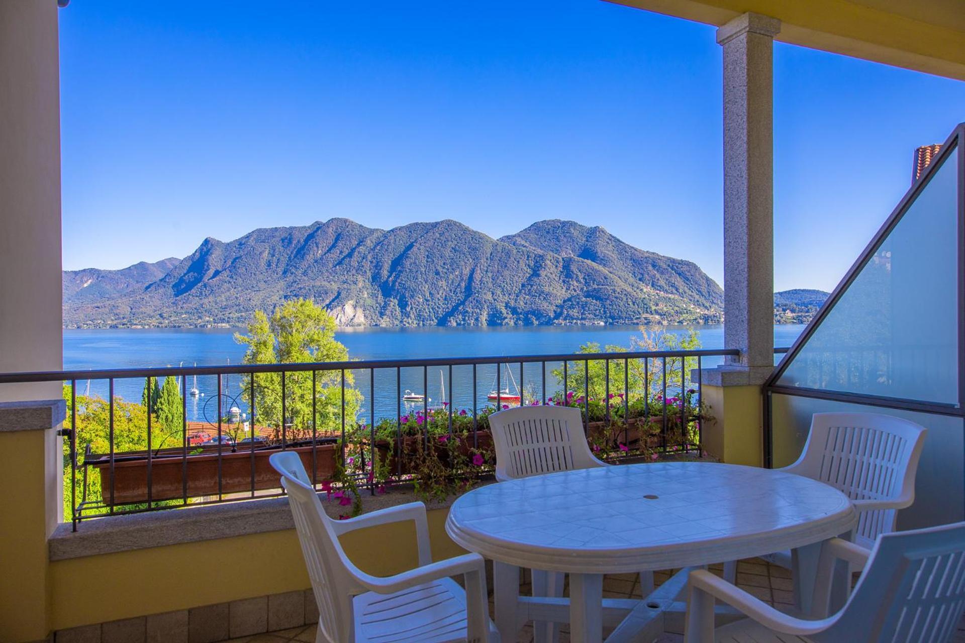 Hotel Residence Zust Verbania Exterior foto