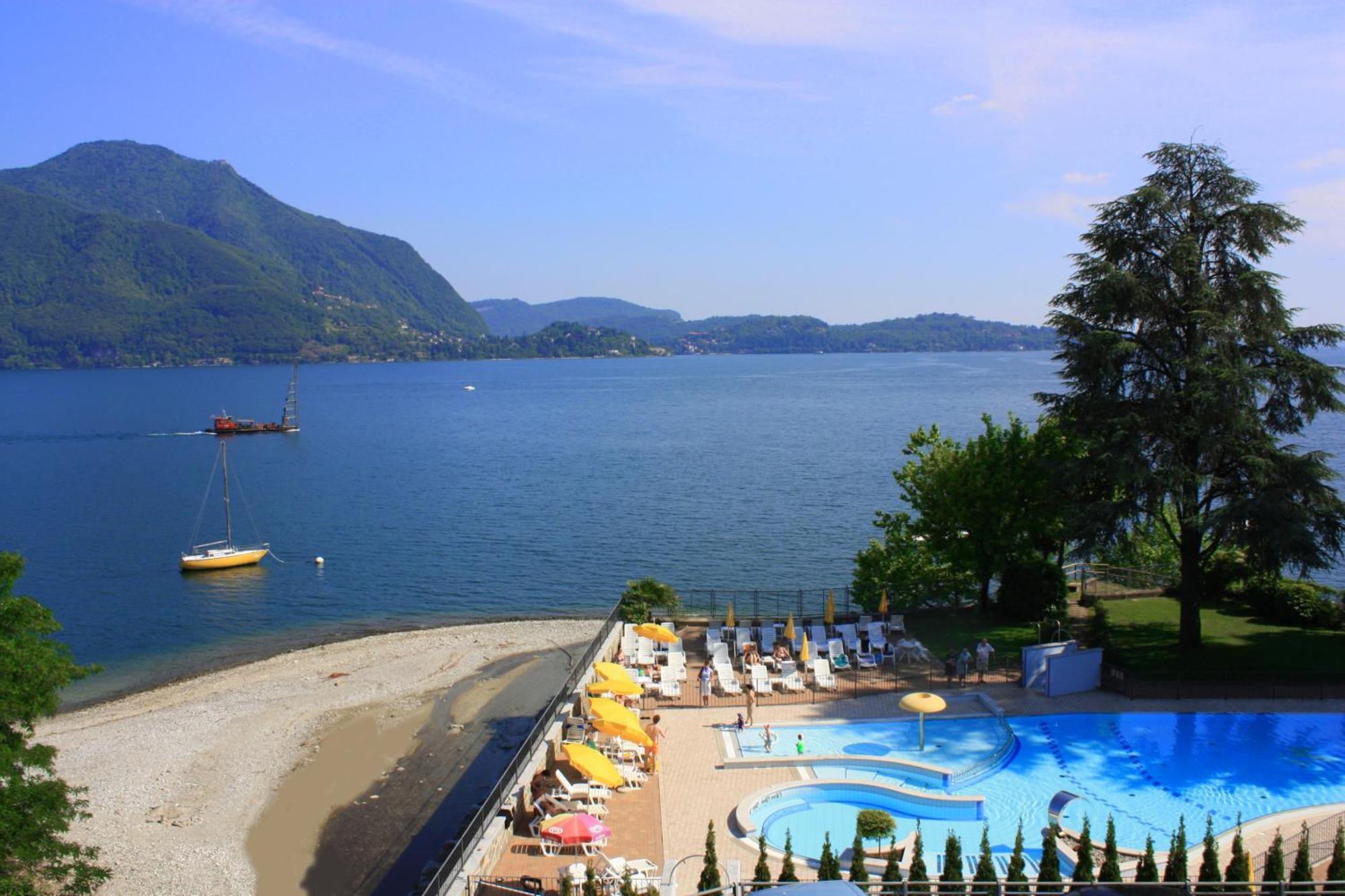 Hotel Residence Zust Verbania Exterior foto