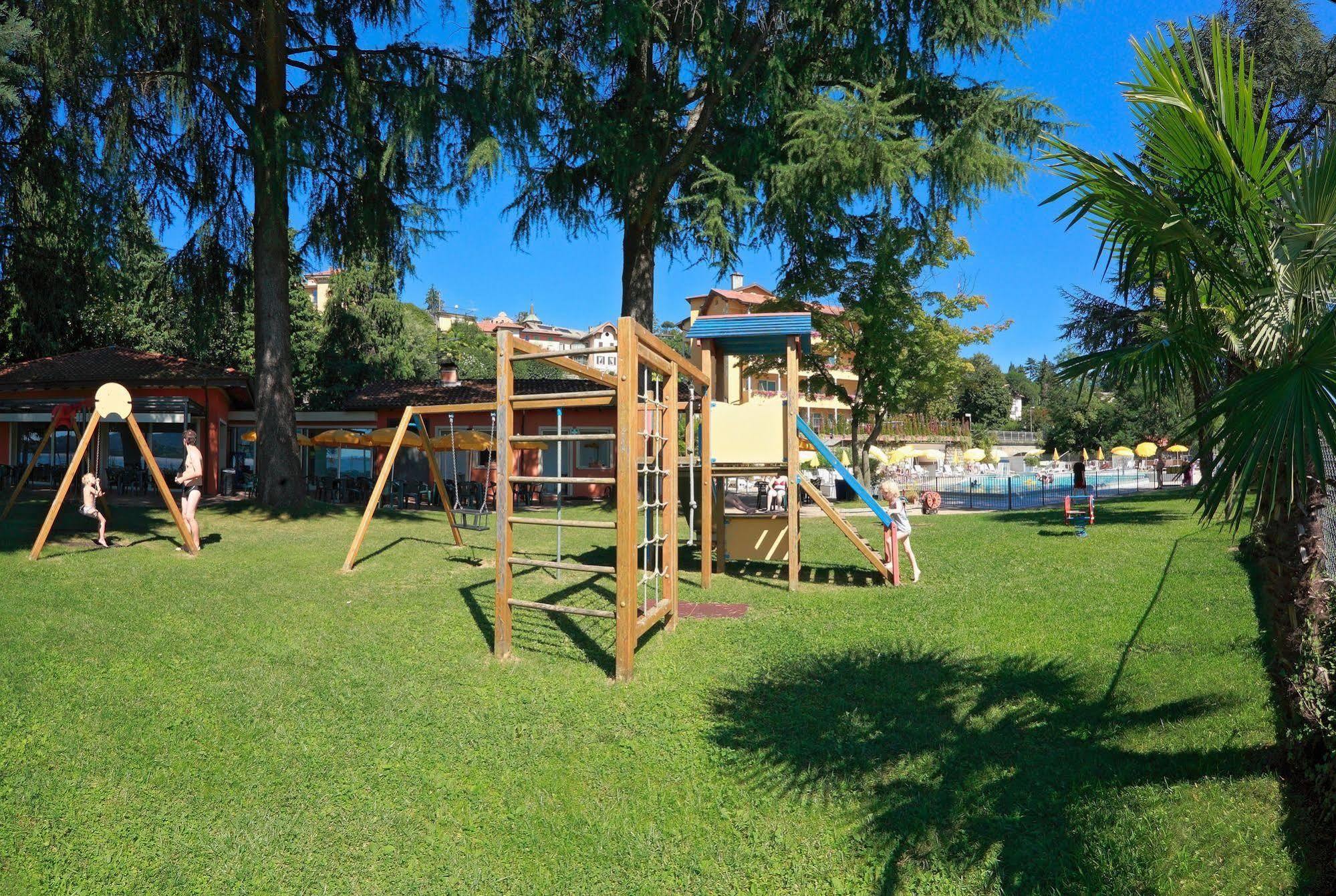 Hotel Residence Zust Verbania Exterior foto